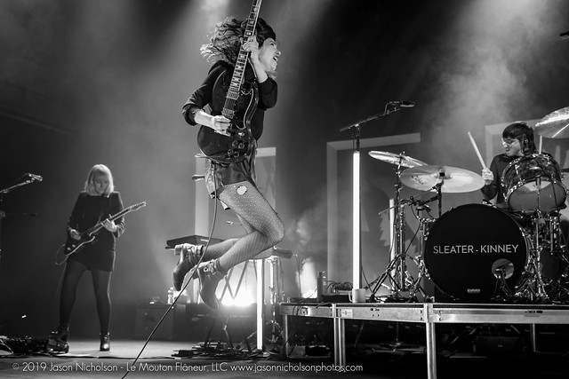 Sleater-Kinney performs at The Anthem on Oct. 25, 2019. (Photo by Jason Nicholson)